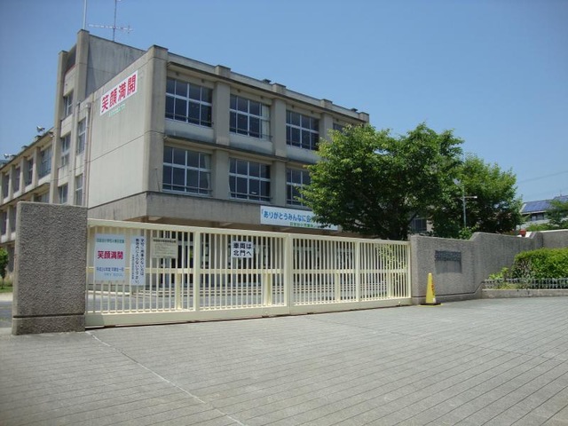 三日月大造は日吉台小学校に転校
