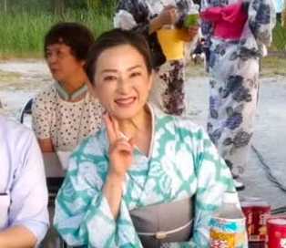 伊藤忠彦の妻