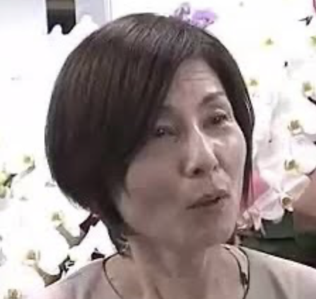 岩屋毅の妻は知子で薬剤師