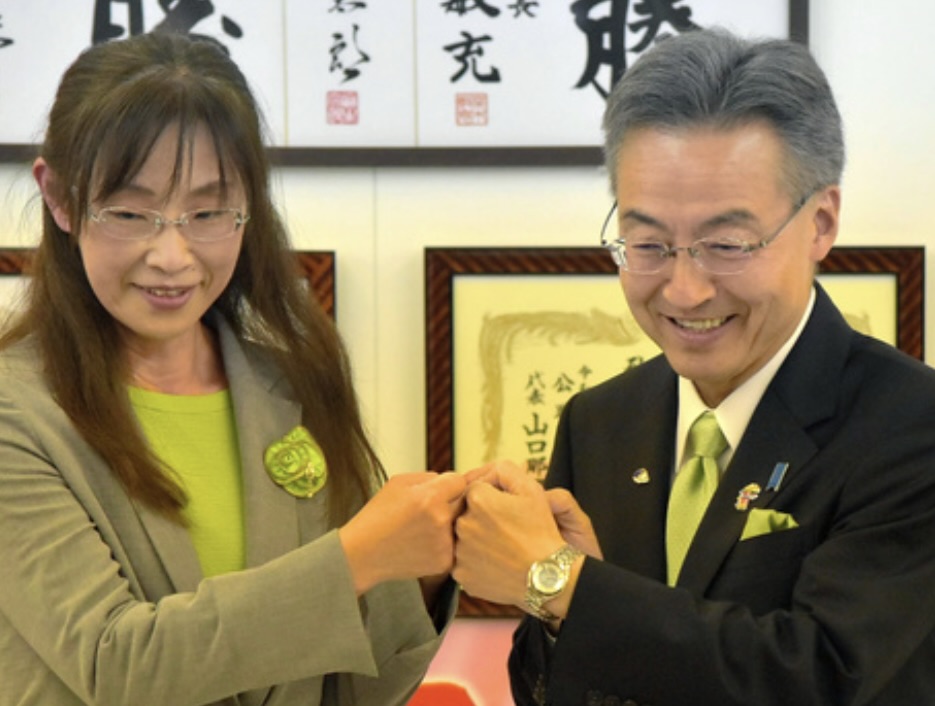 杉本達治の妻は裕子さん
