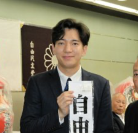 尾身朝子の長男は真志さん