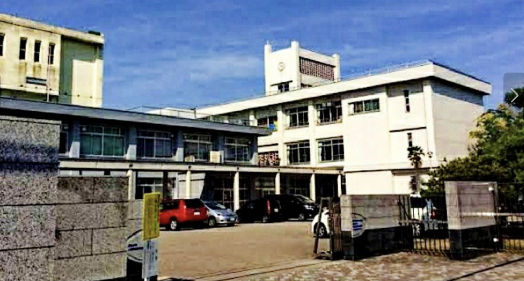 新田八朗は富山大学教育学部附属中学校の出身