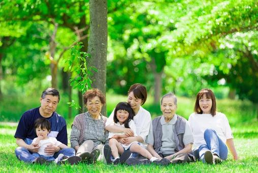 山本一太の家族構成