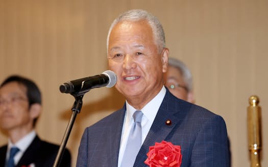 甘利明の経歴