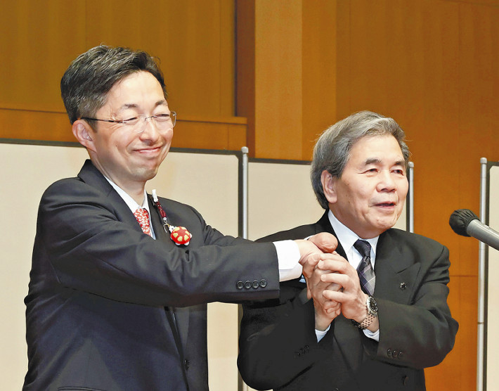 木村敬の経歴