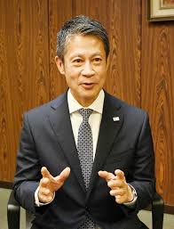 湯崎英彦のプロフィール