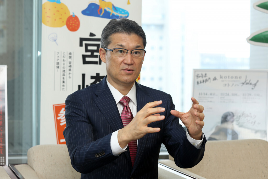 河野俊嗣のプロフィール