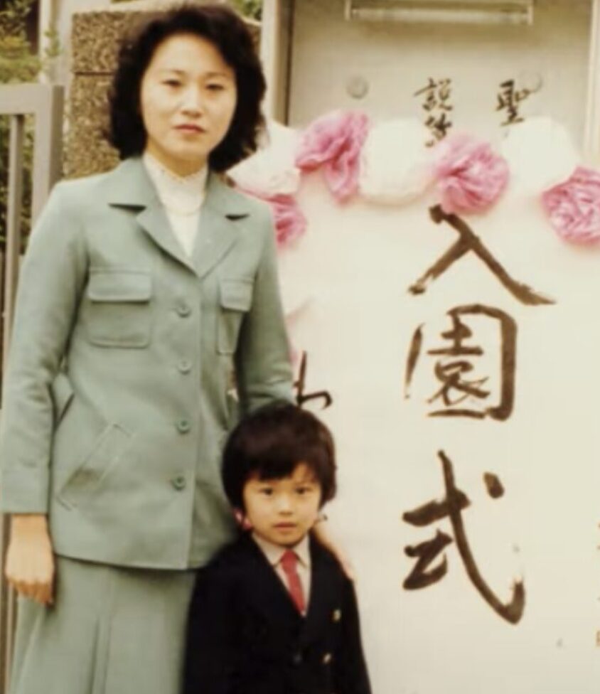 斎藤元彦と母のツーショット