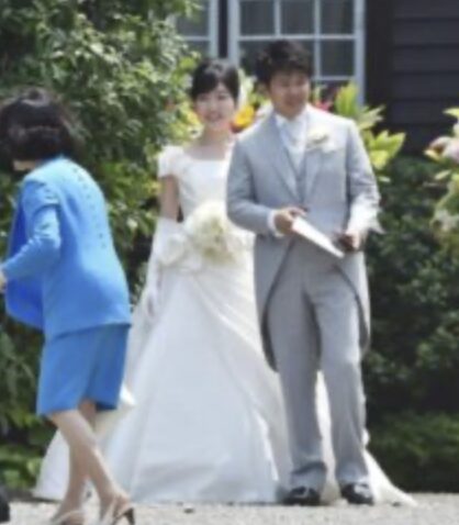 麻生太郎の息子・麻生将豊の妻