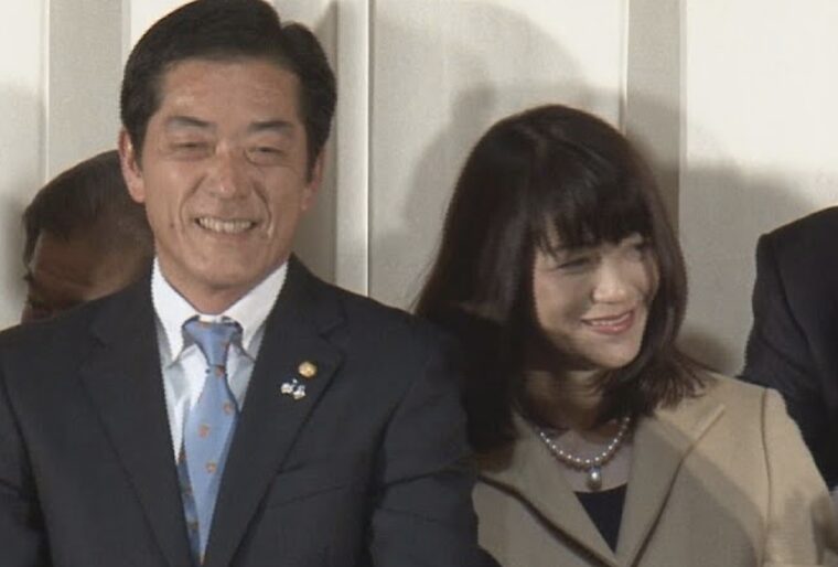 中村時広氏と妻の美由紀さん