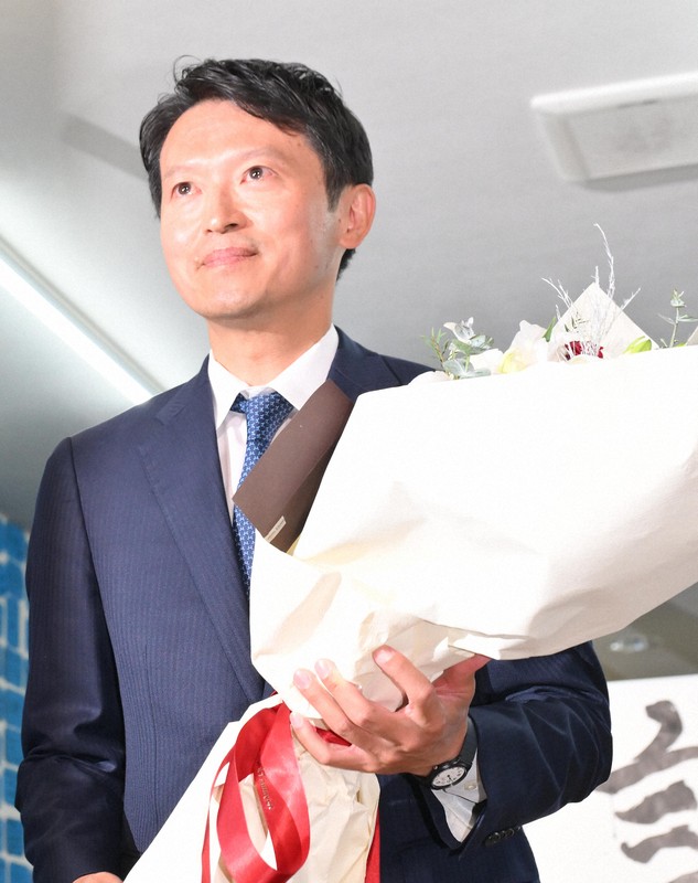 斎藤元彦の自己プロデュース力
