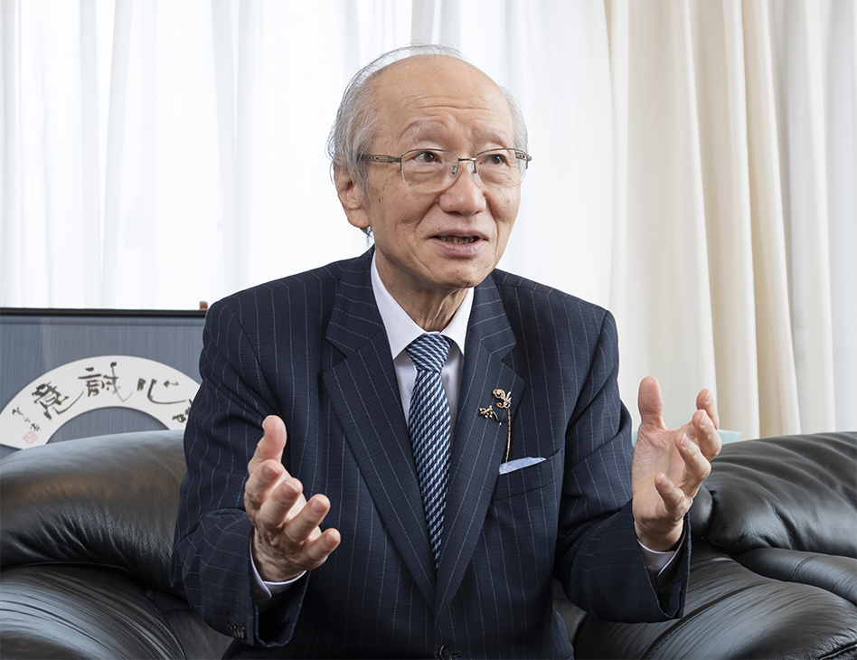 八雲学園高校の当時の校長