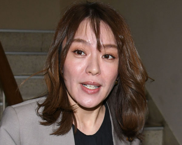 今井絵理子が体調不良で国会欠席