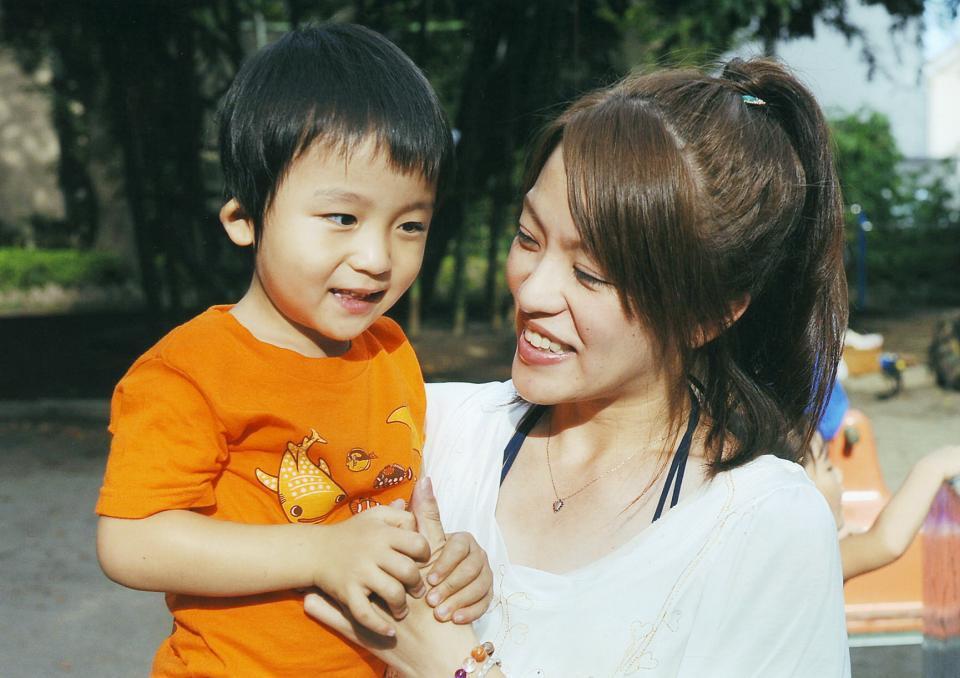今井絵理子と息子のツーショット