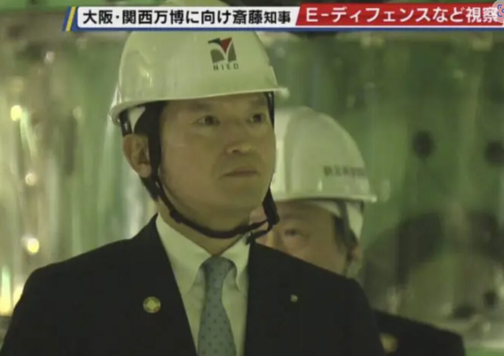 ちゃんと被ってるやん…ってツッコミが続出