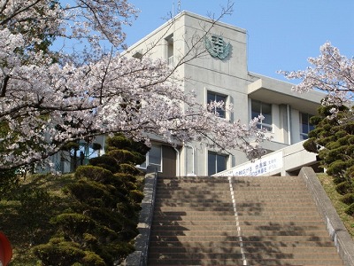 さぬき市立天王中学校の外観