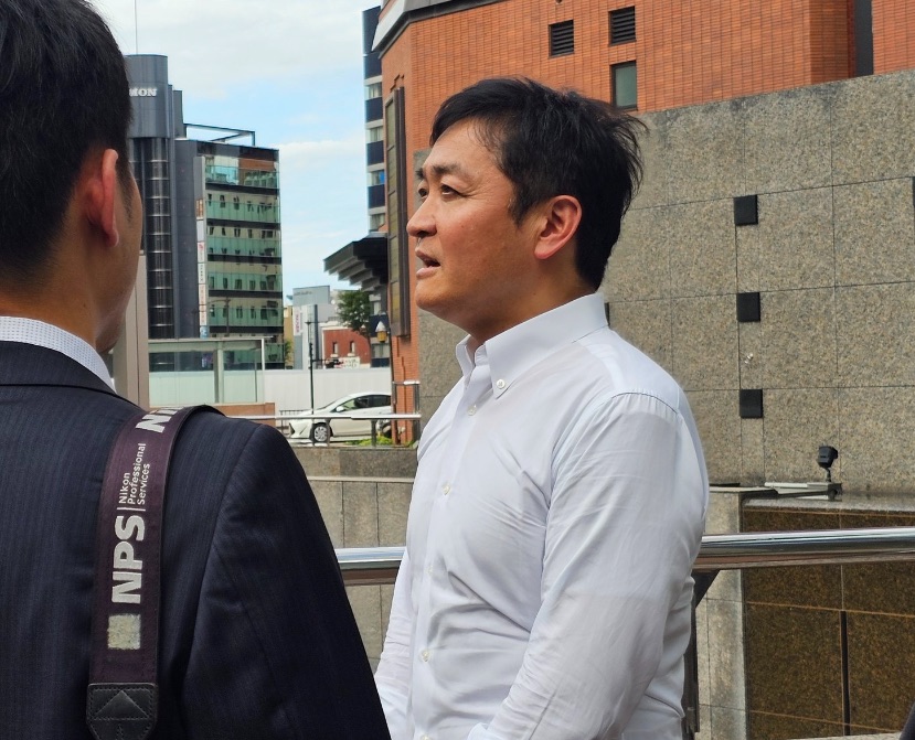 玉木雄一郎の筋肉質な画像