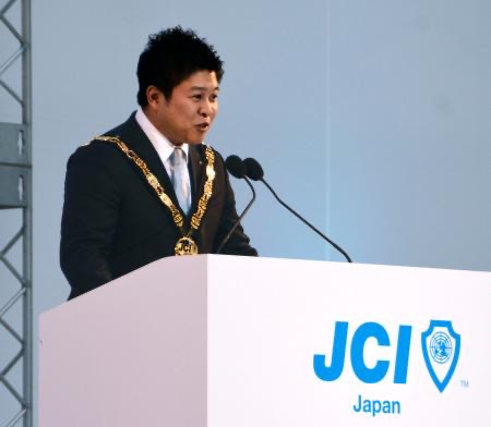 麻生太郎の長男は麻生将豊