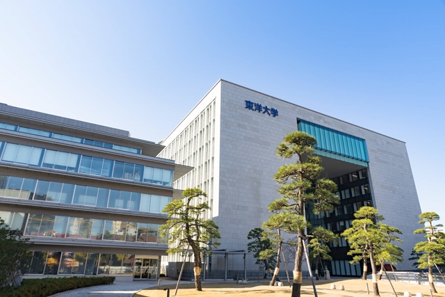 東洋大学の外観