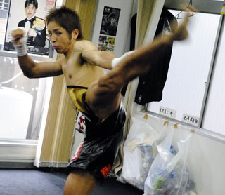 練習中の久保優太