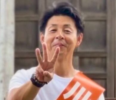 川裕一郎
