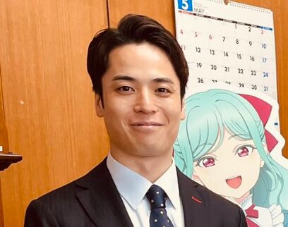 スーツ姿の中田フィッシュ