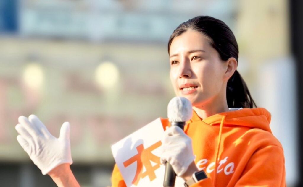 東京15区で出馬した吉川りな