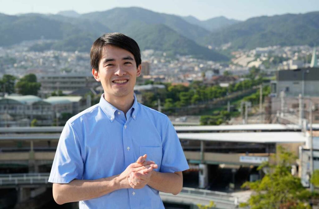 芦屋市長の高島崚輔
