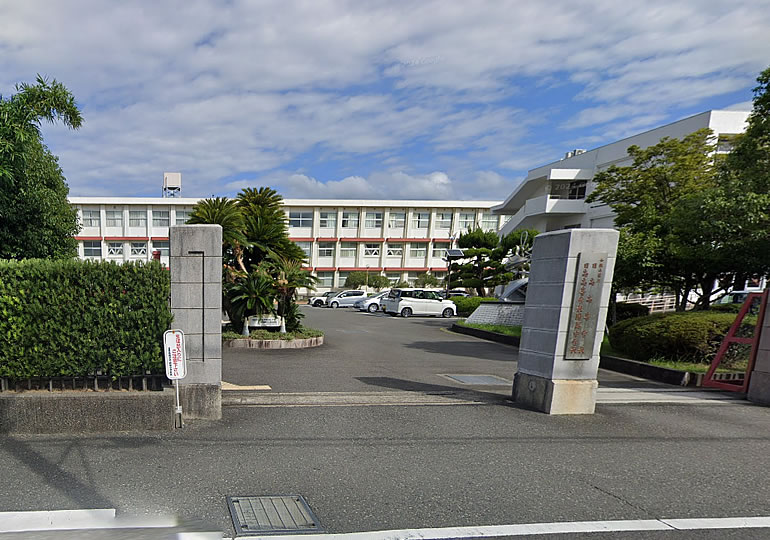 和歌山県立日高高等学校の外観