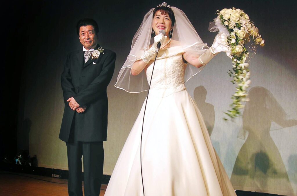 高市早苗と山本拓