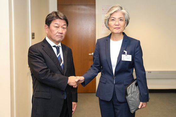 茂木敏充 韓日外相会談