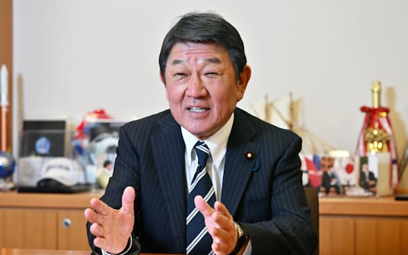 茂木敏充