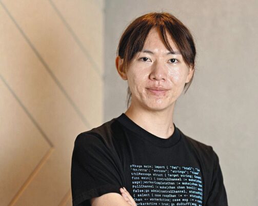 安野貴博の顔の傷は怪我や手術痕ではない