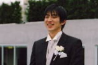 2006年に結婚した頃の小林鷹之氏