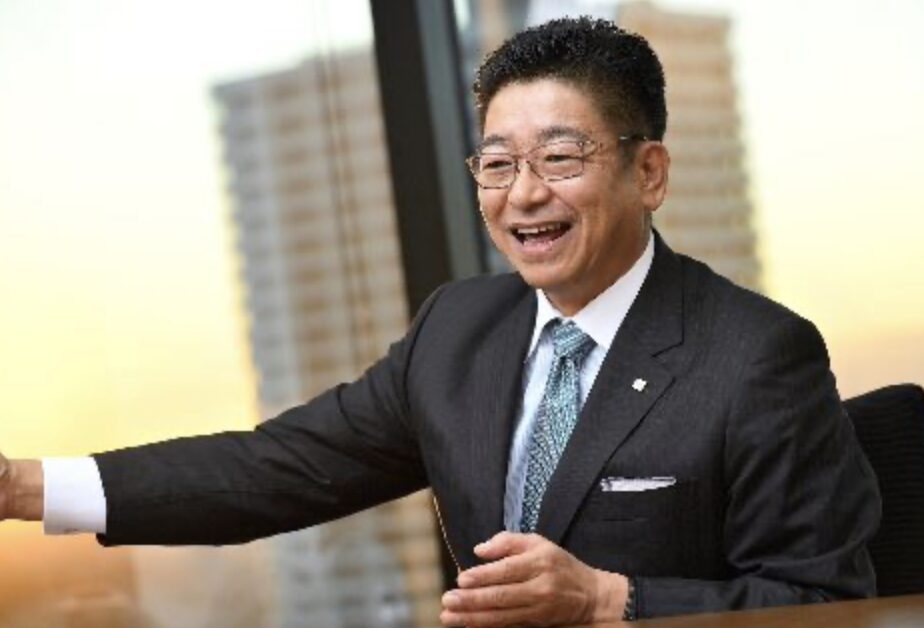 中曽根康隆の義父・佐藤守正