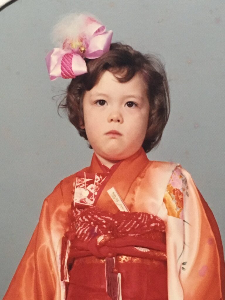 小野田紀美の幼少期