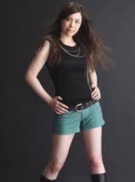 モデル時代の小野田紀美