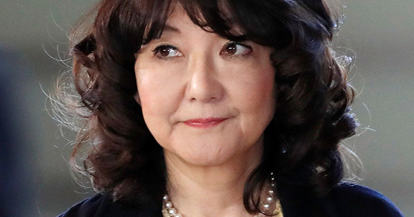 片山さつき　アイライン