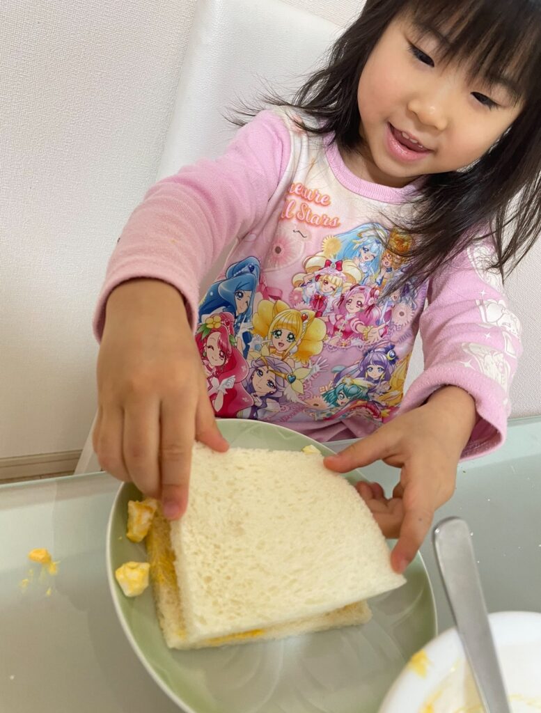 三次ゆりかと音喜多俊の次女