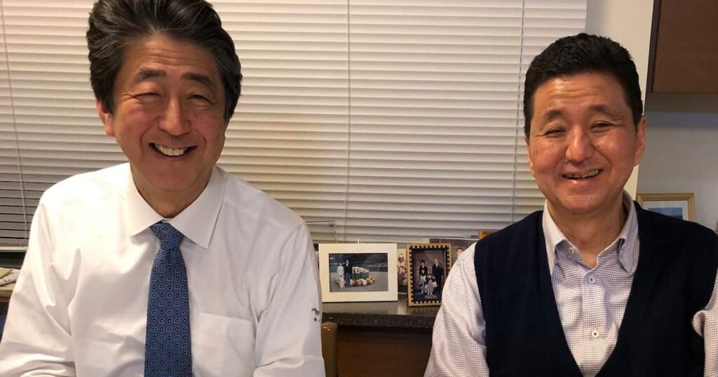 安倍晋三と岸信夫は兄弟